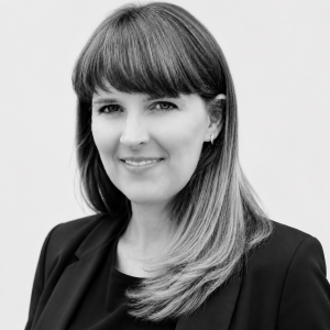 Katrina Vines, Senior Facilitator and Coach at Pivots & Blocks